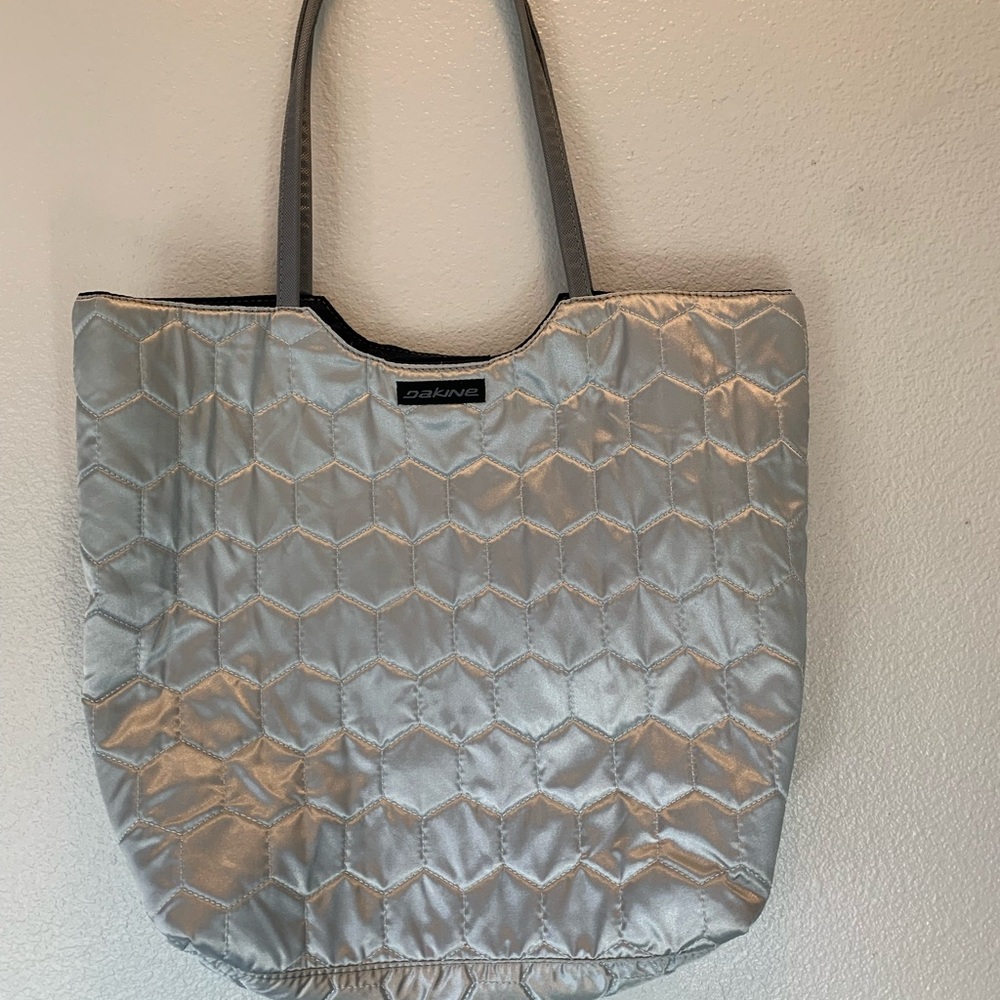 Dakine Silver Geometric Quilted Tote